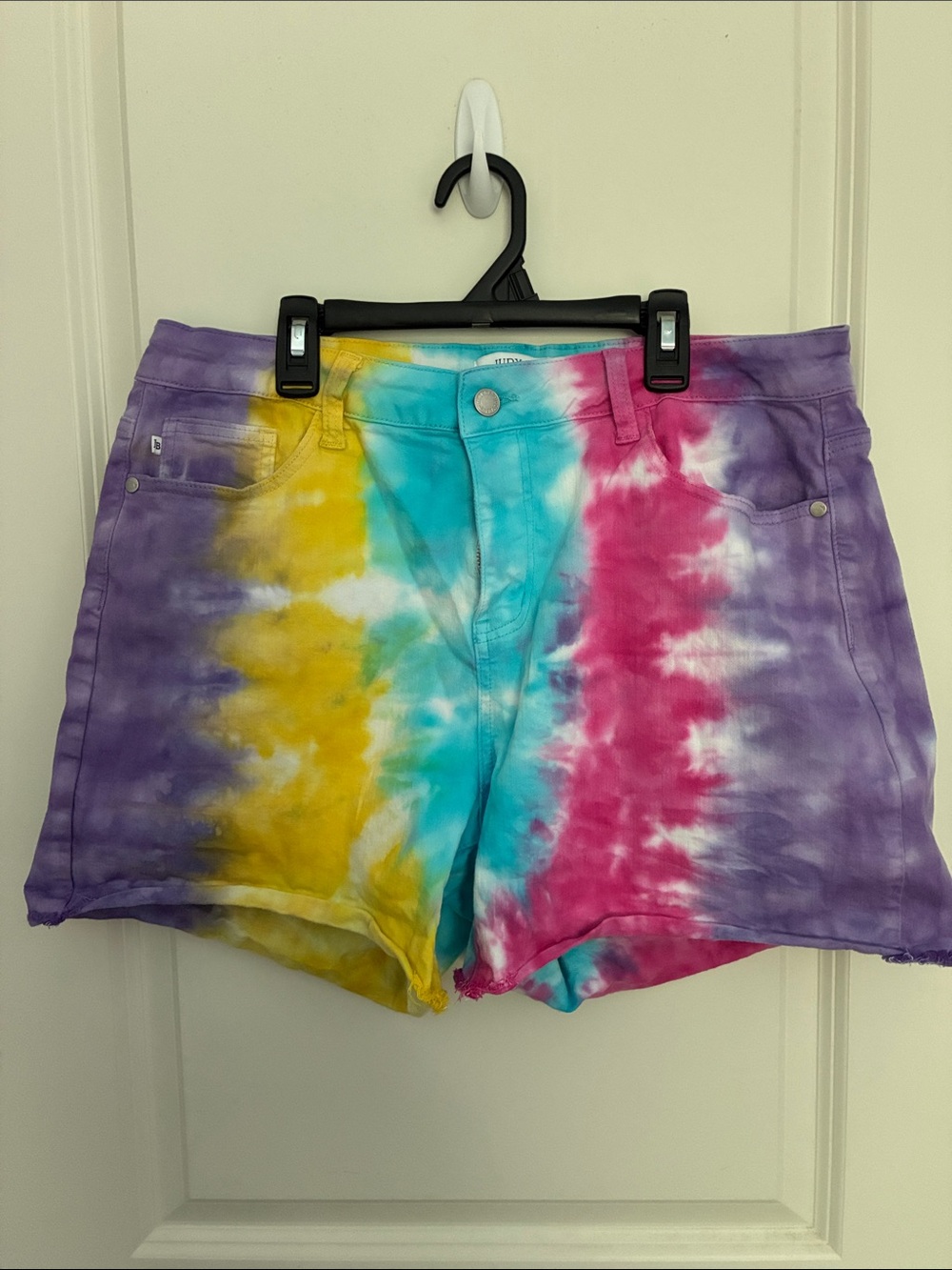 Judy Blue Snow Cone Tie-Dye cutoff Women’s Shorts - Multicolor 1XL